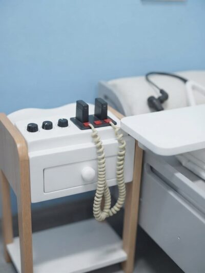 CLINIC  SIDE TABle