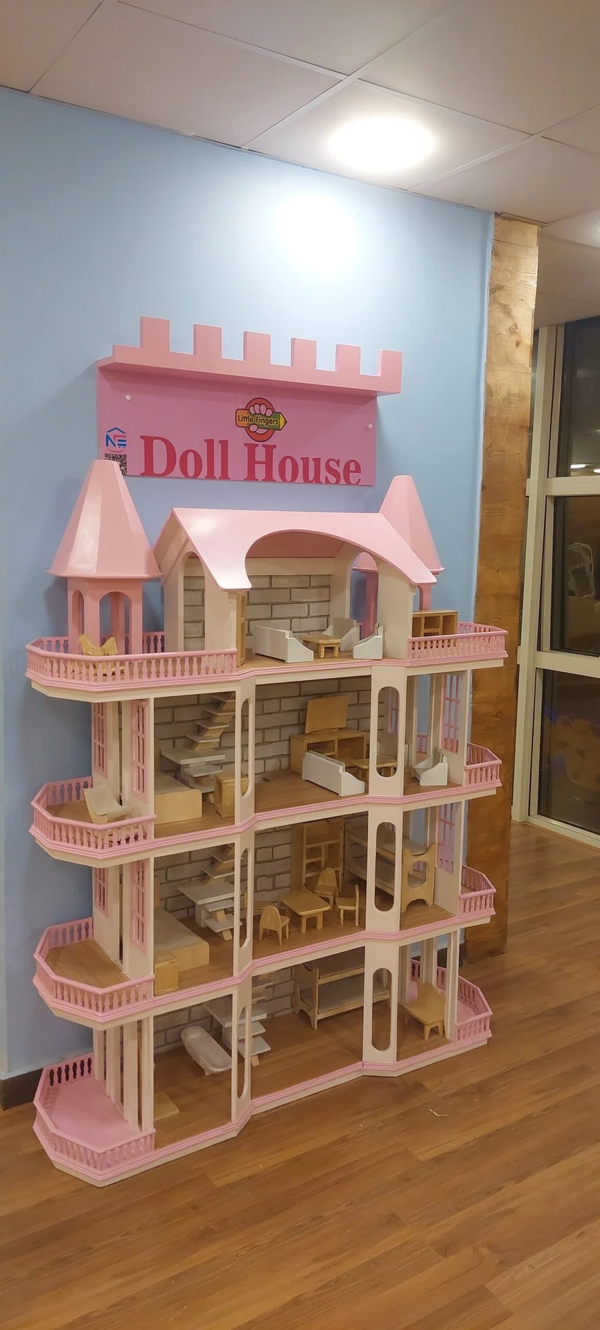 Princess doll-house - Image 3