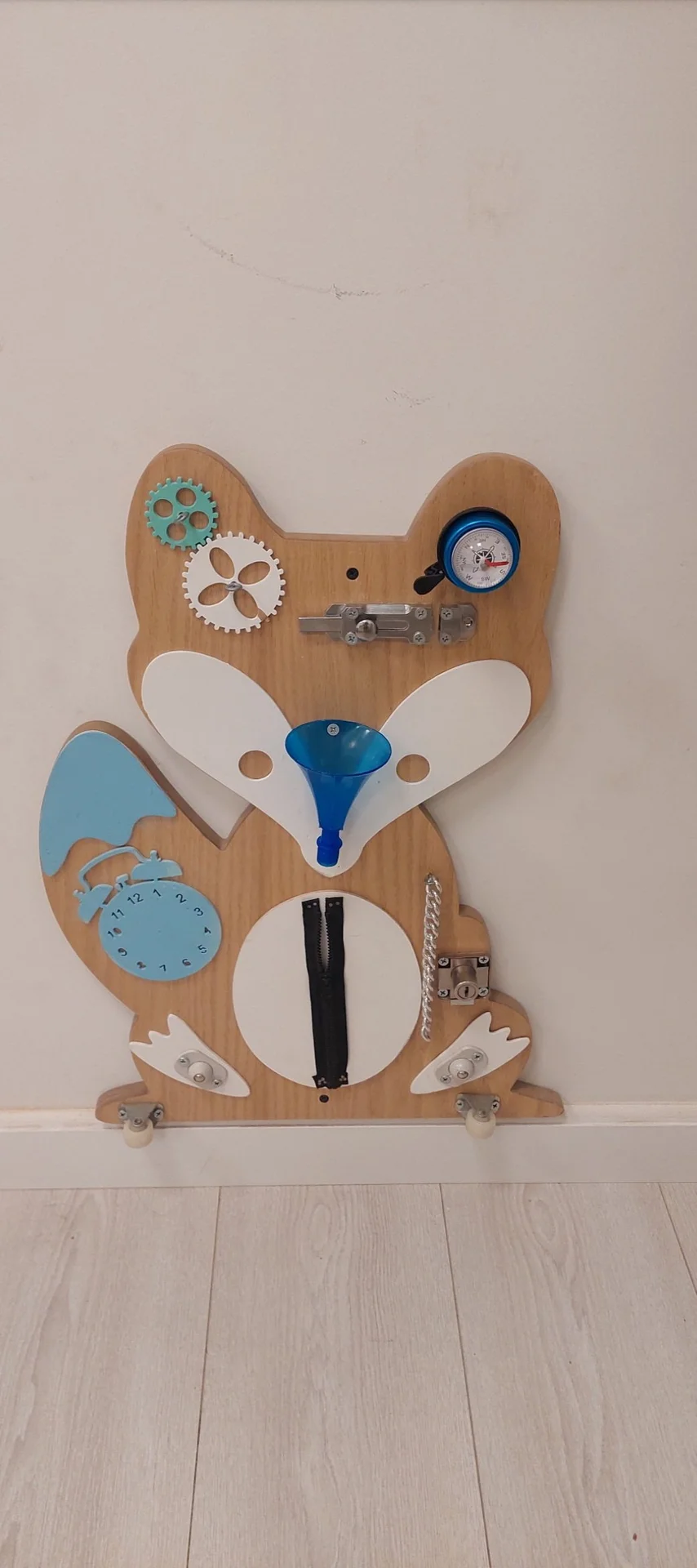 fox sensory board - Image 5