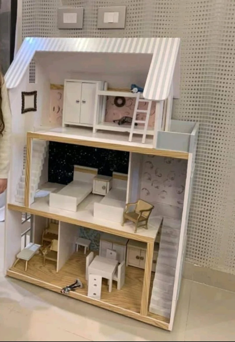 Doll House - Image 2