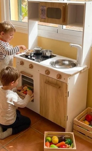 Modern kids kitchen - Image 4